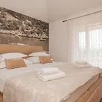 Beautiful Popovica Dvori In Makarska 别墅 Šestanovac