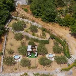 Beautiful Popovica Dvori In Makarska Šestanovac