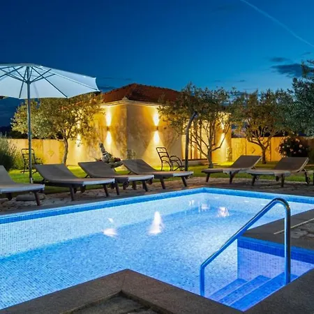 Beautiful Popovica Dvori In Makarska Villa *