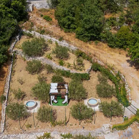 Beautiful Popovica Dvori In Makarska Šestanovac
